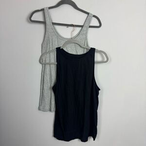 OLD NAVY | Set of 2 Tank Tops Black & Grey Women’s Size Large